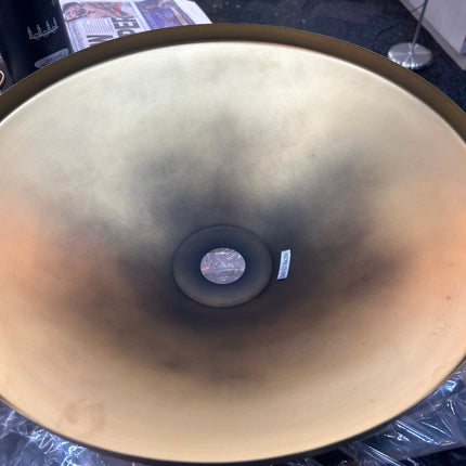 ** Temo 40 BLACK / BRASS