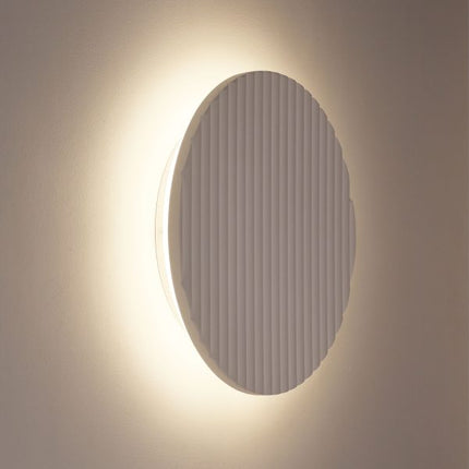 Dot Wall Light - Scalloped Plaster
